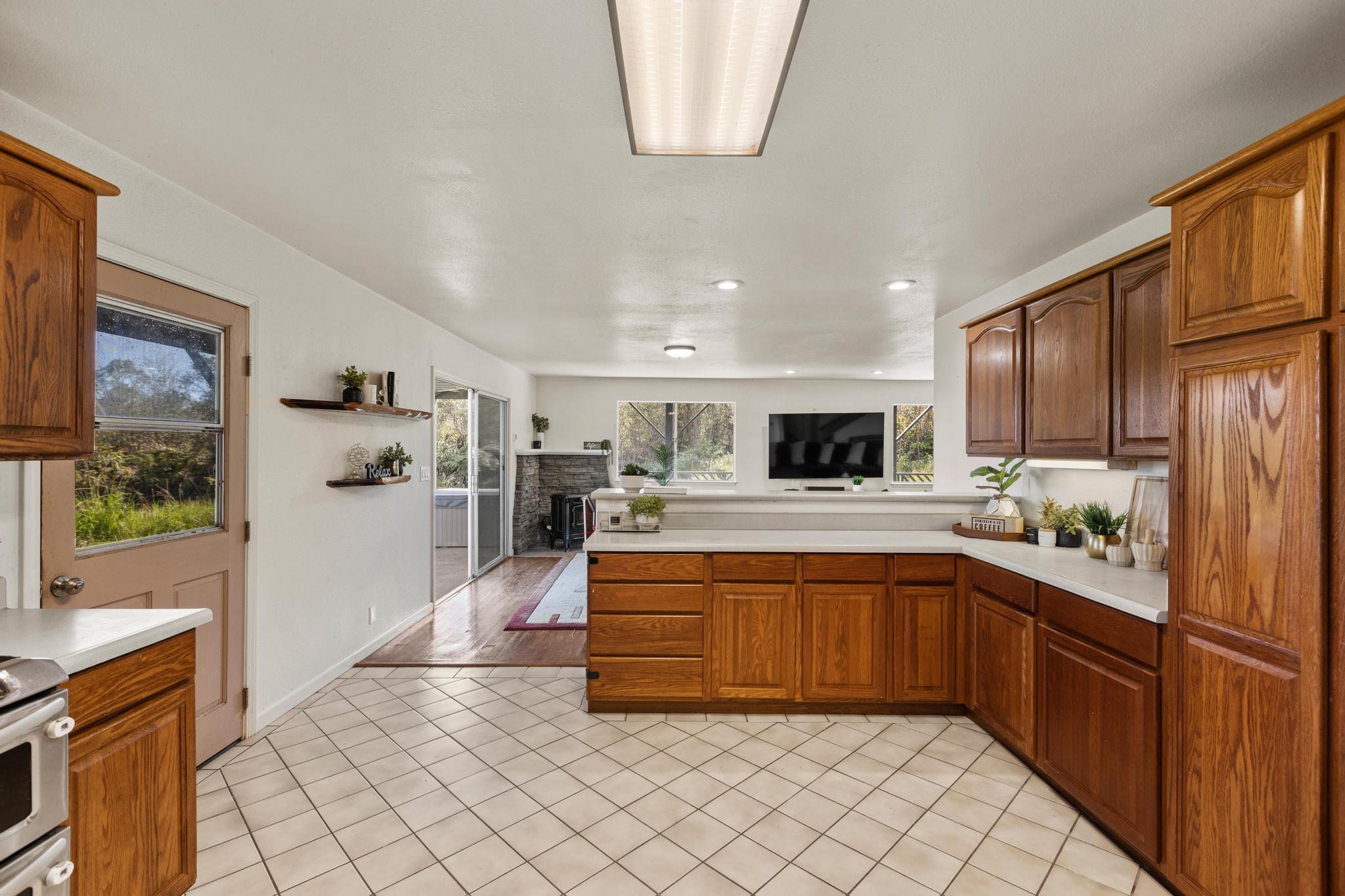 3 Bed 3 Bath House in Mountain View