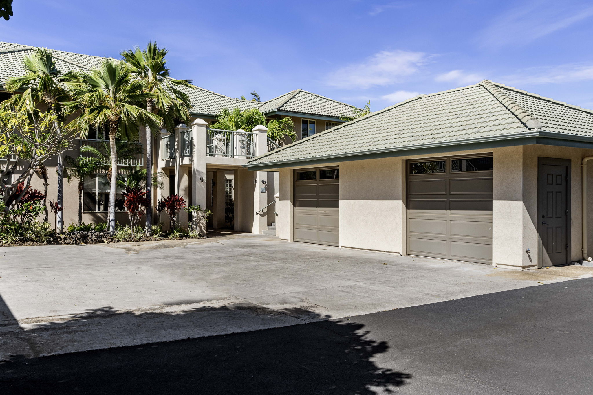 62-3600 AMAUI PL Unit F102 - Photo 2