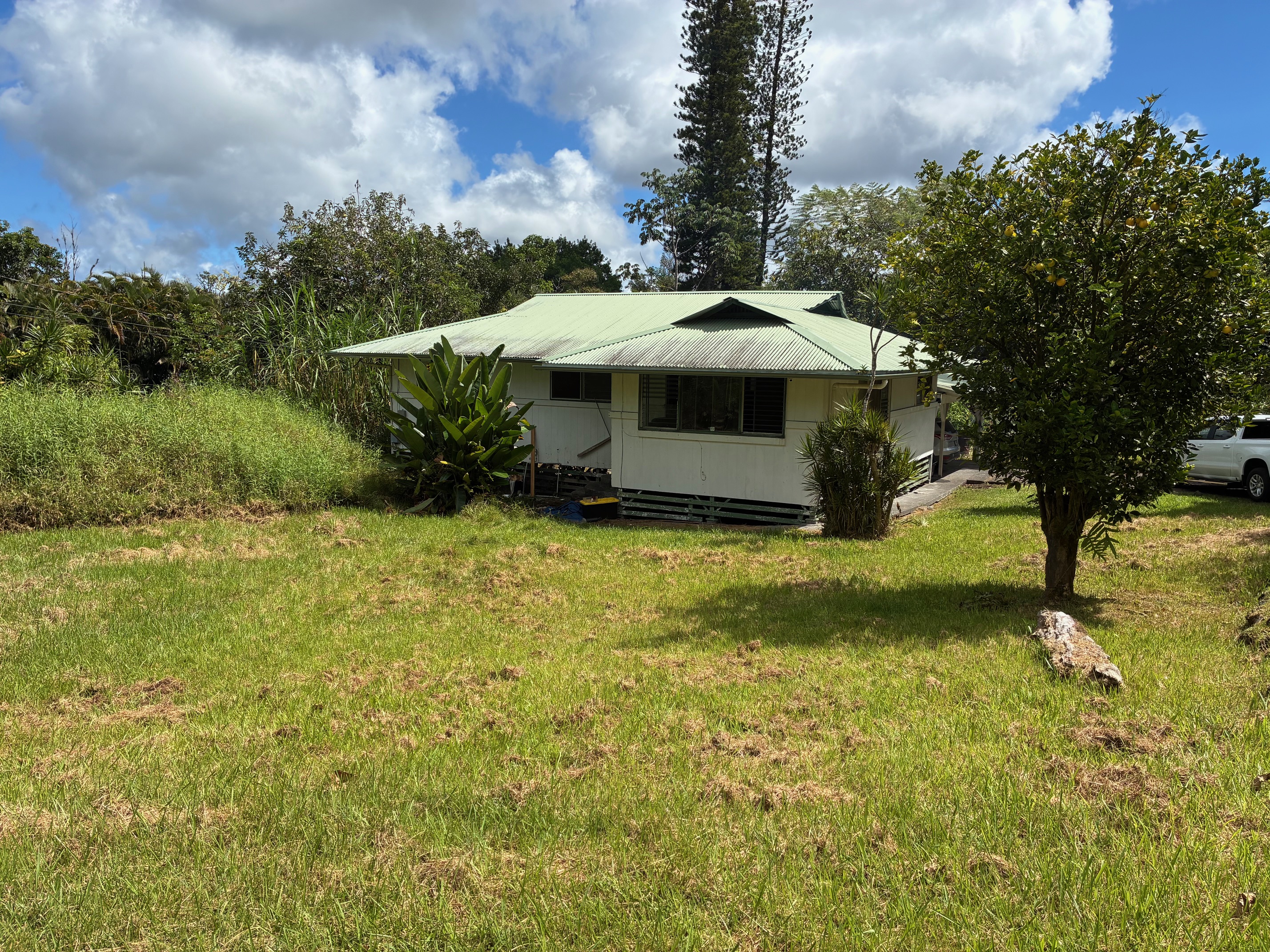 6 Bed 4 Bath House in Pahoa