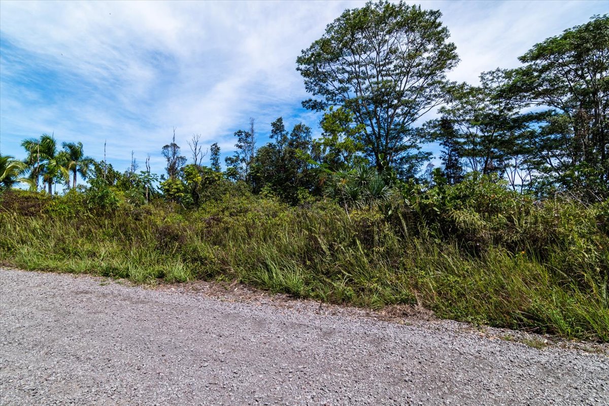 Land in Keaau