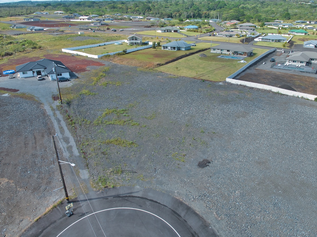 Land in Hilo