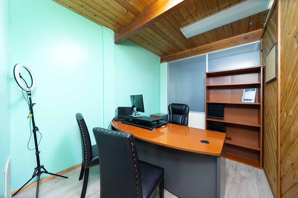 688 KINOOLE STREET Unit 209 - Photo 4