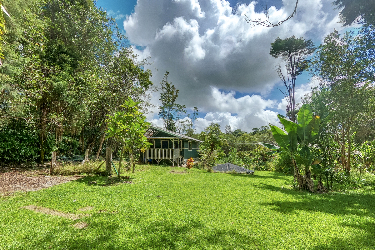 2 Bed 1 Bath House in Volcano
