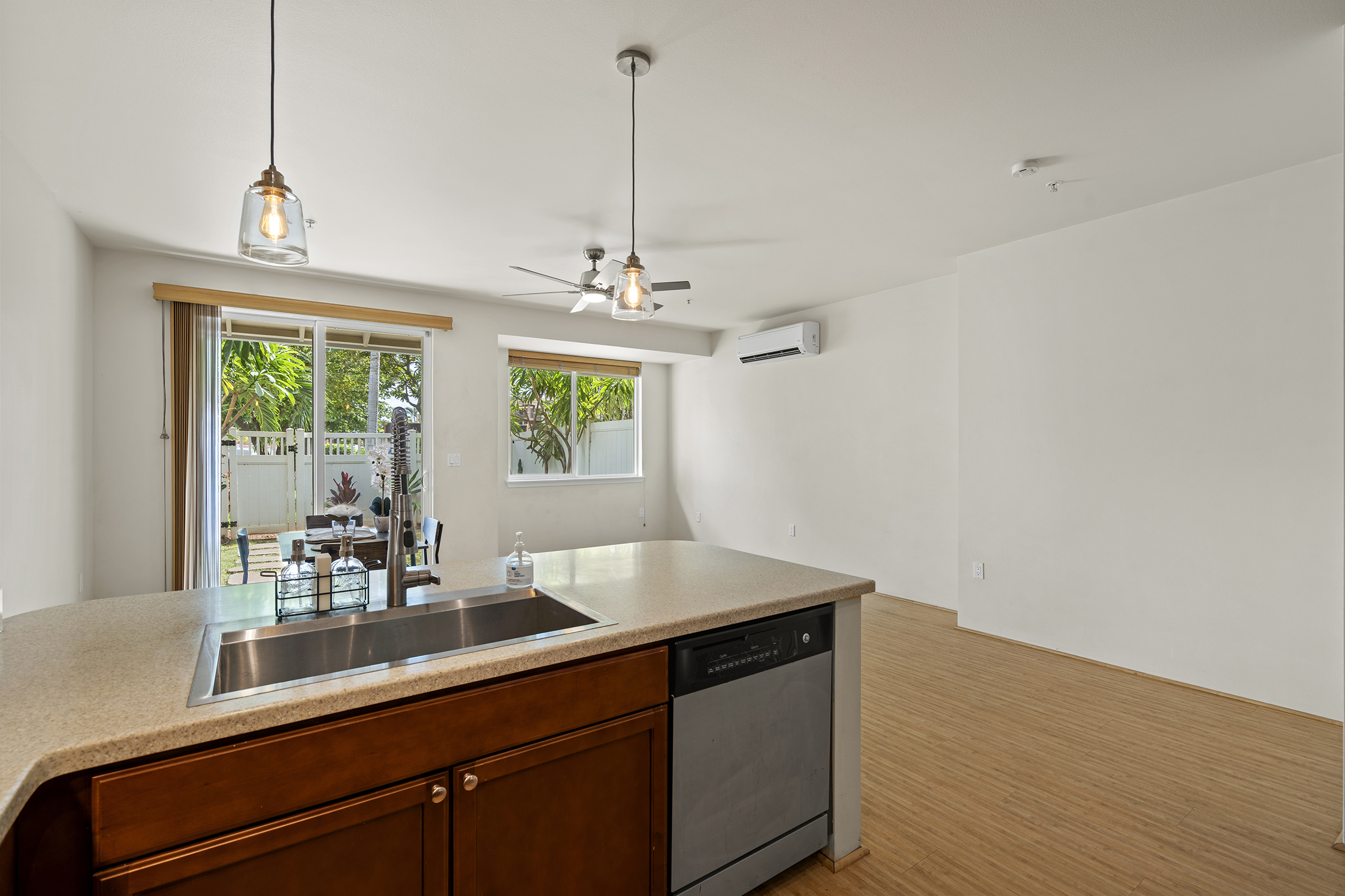 31 KUU AKU LN Unit 206 - Photo 2