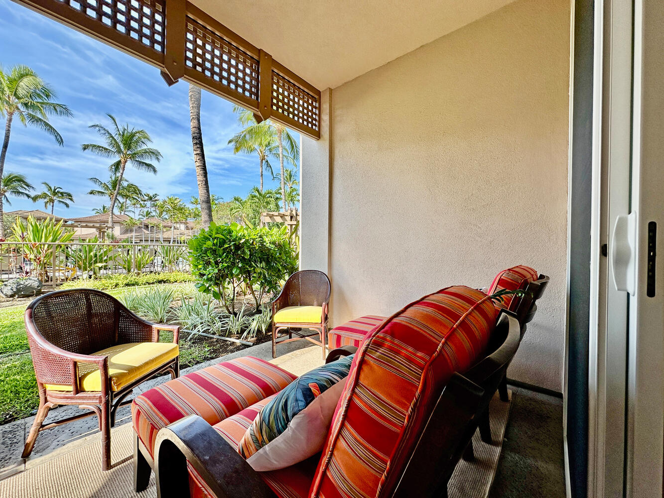 69-555 WAIKOLOA BEACH DR Unit 2003 - Photo 2